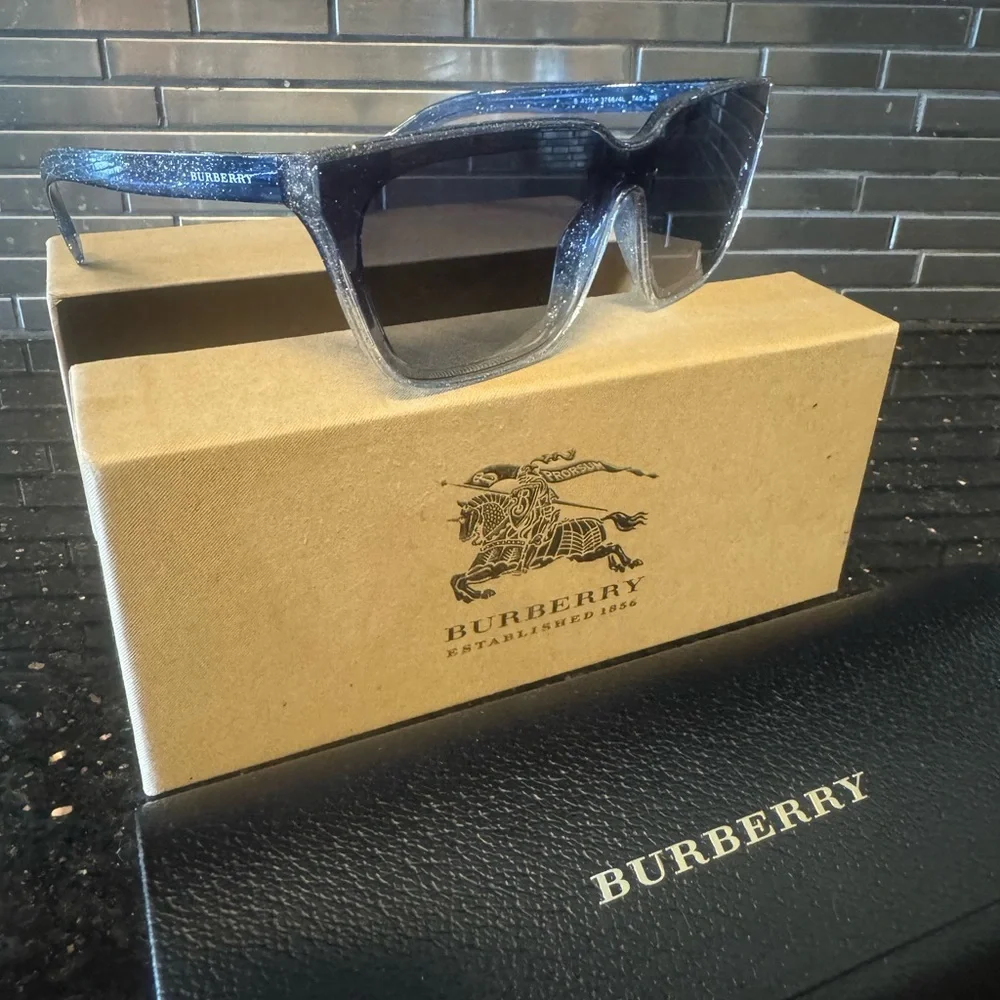 Burberry Blue Gradient Sunglasses - Picture 2 of 4